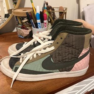 Women’s Nike blazers size 9.5